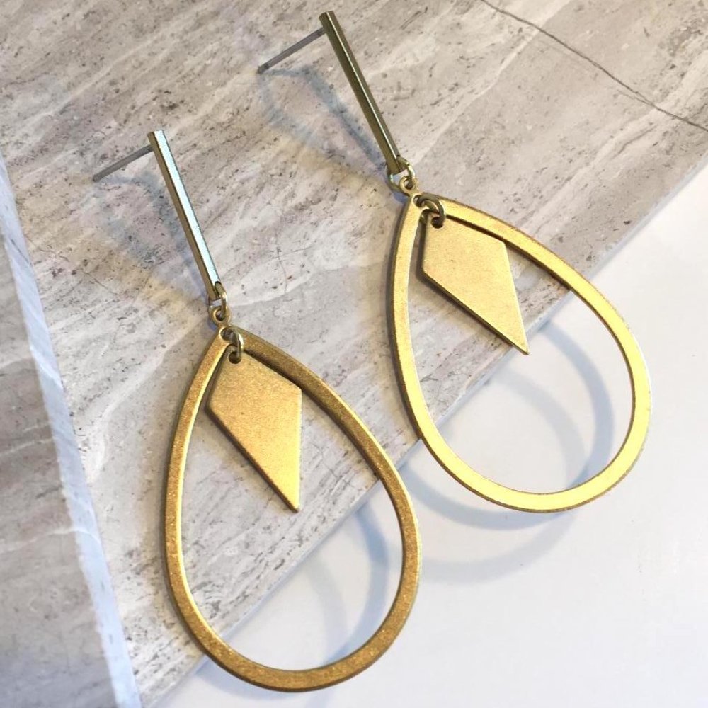 Long Geometric / Droplet Hoop — post Earrings